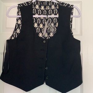 DVF vest NWT size M super cute w/ slacks or  jeans